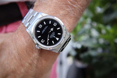 The Complete Guide to the Rolex Explorer 14270.